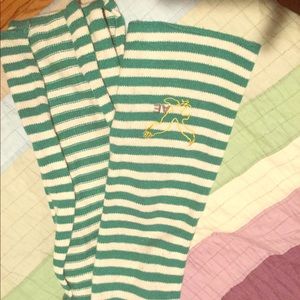 American Eagle scarf